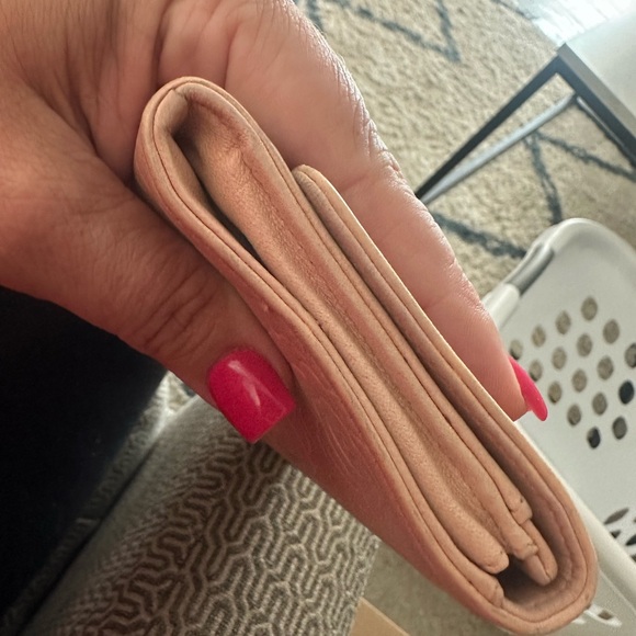 Chanel Wallet - Picture 6 of 8